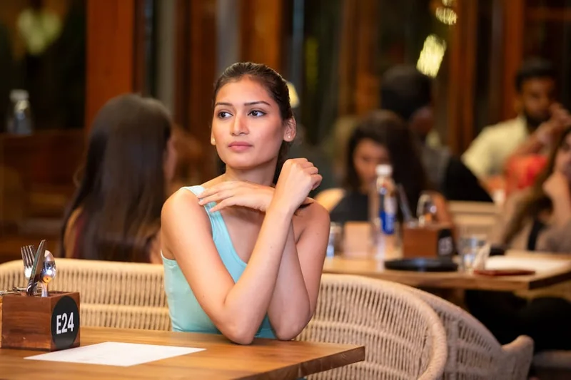 파인다이닝 vs 이모카세: 1인 10만 원 예산으로 더 만족스러운 회식 장소는? (MZ세대 vs X세대 만족도 비교)