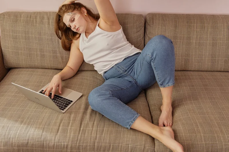 2025 가정용 하이엔드 뷰티 기기: 100만 원대 고주파 기기(울쎄라/써마지 급), 피부과 10회권보다 나을까? (한 달 탄력 변화)