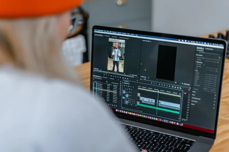 23. 숏폼 영상 쉽고 빠르게 만드는 편집 툴